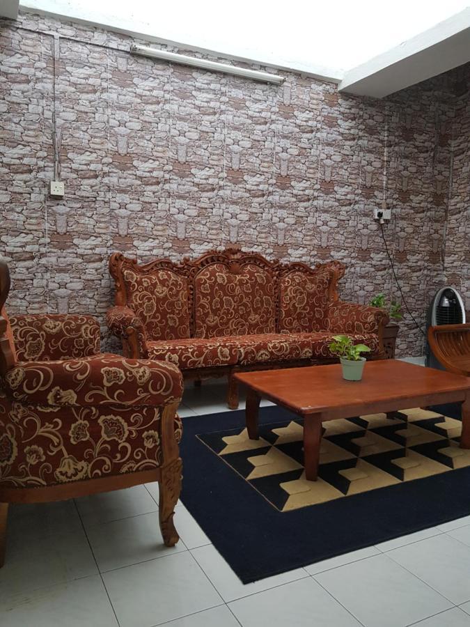 12-15 Pax Ssue Silibin Guest House-homestay Ipoh